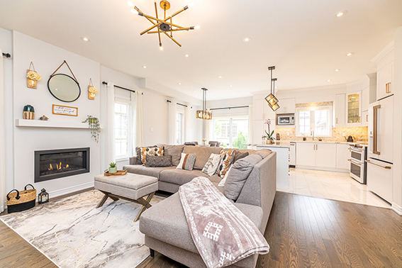 HDR real estate photography in Aurora — living room interior